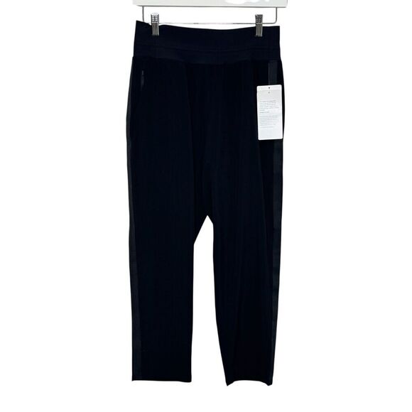 Athleta Crop Pants Size 6 Black Nolita Slim Tapered NEW - Picture 1 of 9